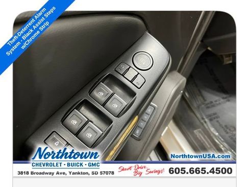 Used 2017 GMC Yukon Denali w/ Open Road Package image 12