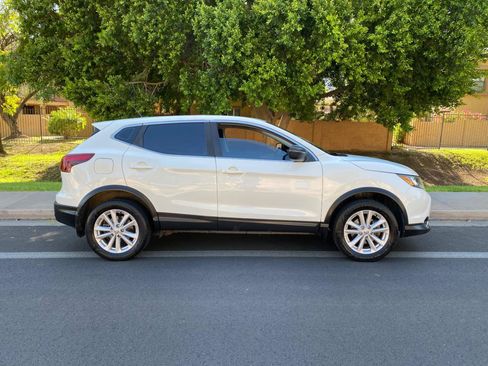 Used 2018 Nissan Rogue Sport AWD image 6
