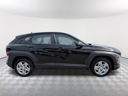 Used 2024 Hyundai Kona SE FWD image 4