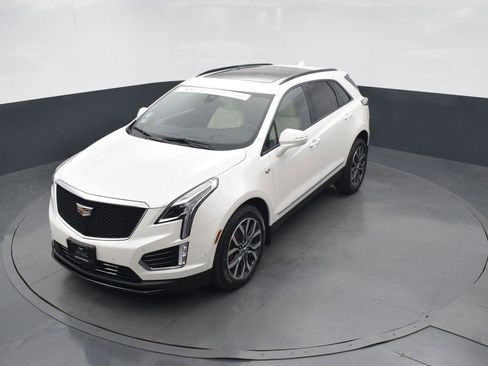 Used 2023 Cadillac XT5 Sportv w/ Technology Package AWD/4WD image 41