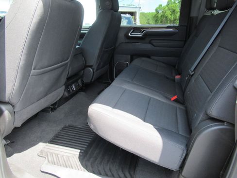 Certified 2025 Chevrolet Silverado 2500 LT w/ Convenience Package AWD/4WD image 32