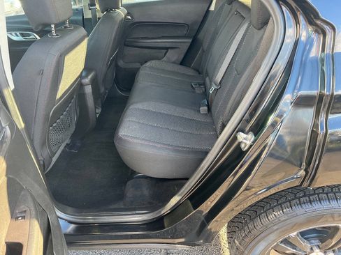 Used 2017 Chevrolet Equinox LS FWD image 21