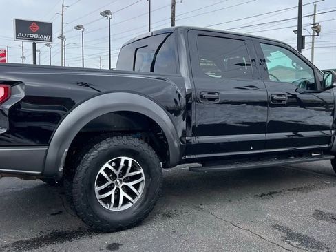 Used 2017 Ford F150 Raptor w/ Equipment Group 802A Luxury image 8