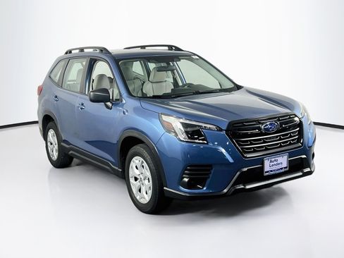 Used 2023 Subaru Forester AWD/4WD image 3