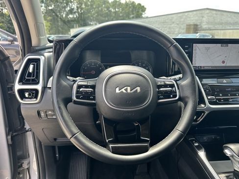 Used 2022 Kia Sorento SX FWD image 28