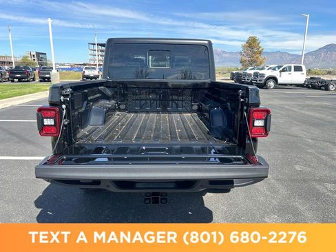 New 2026 Jeep Gladiator Sport AWD/4WD image 22