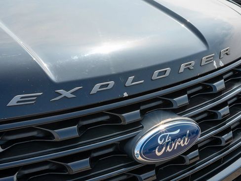 Used 2017 Ford Explorer Sport AWD/4WD image 11