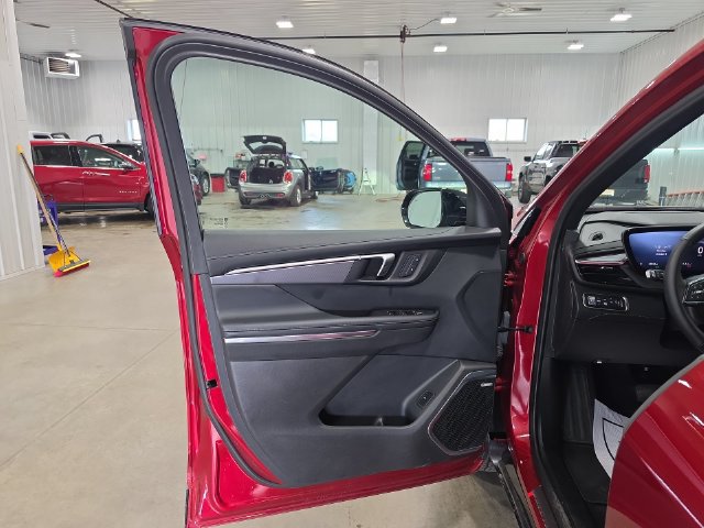 Used 2026 Buick Enclave Sport Touring AWD/4WD image 24