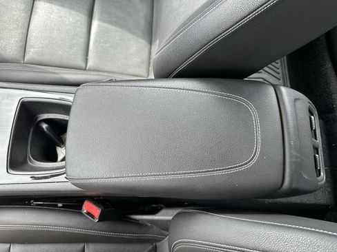 Used 2018 Buick Regal Essence w/ Driver Confidence Package #1 AWD/4WD image 23