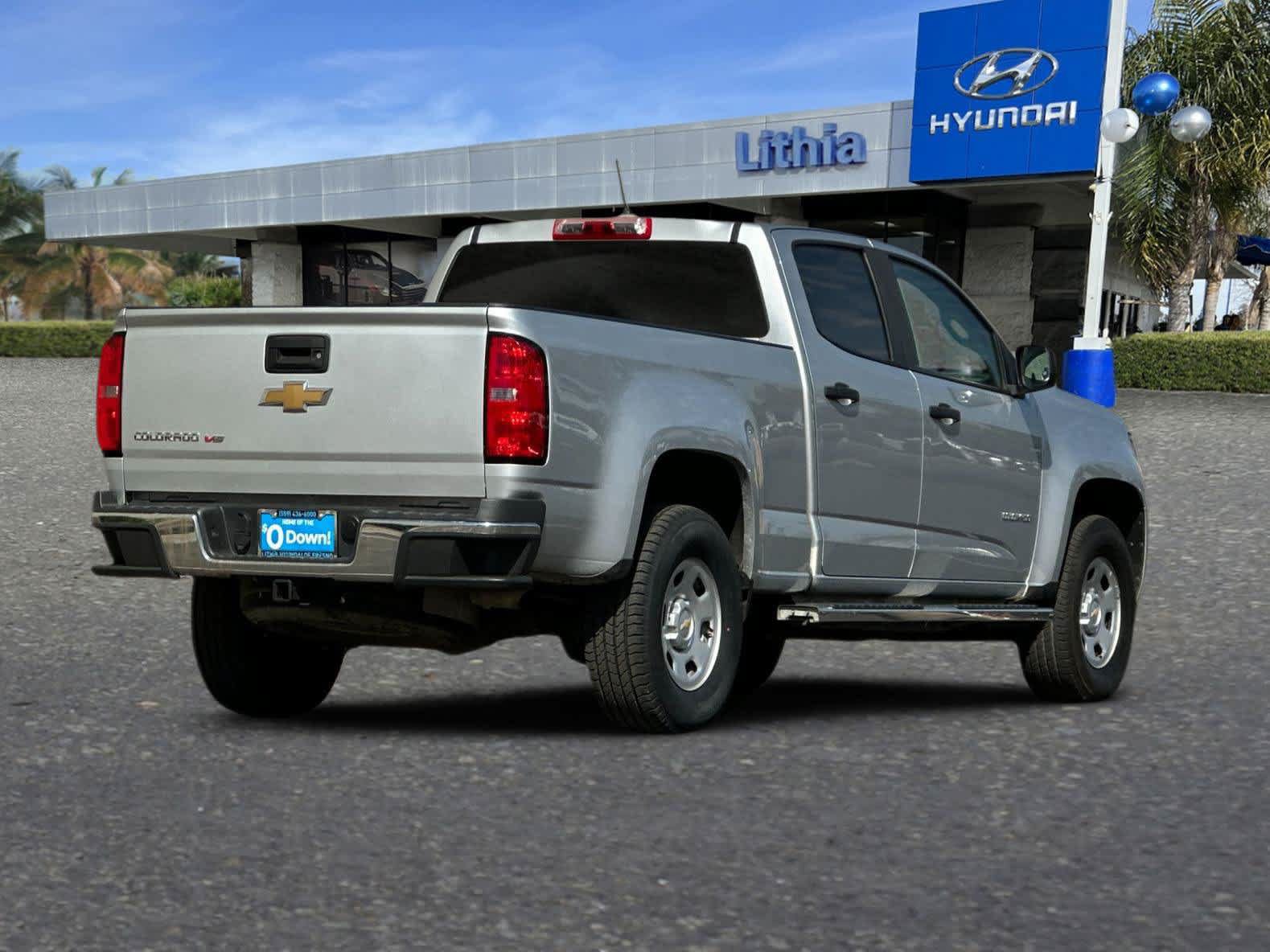 Used 2019 Chevrolet Colorado W/T RWD image 3