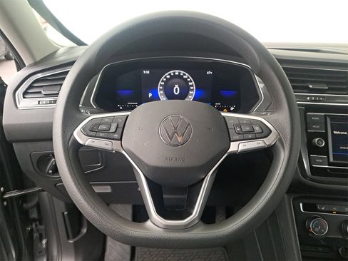 Used 2023 Volkswagen Tiguan S image 19