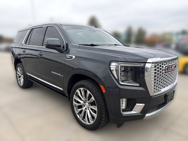 Used 2022 GMC Yukon Denali w/ Denali Premium Package AWD/4WD image 4