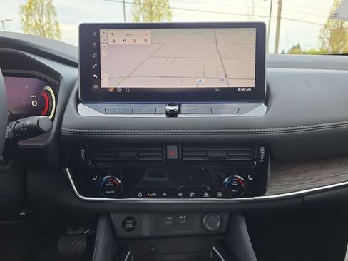 New 2026 Nissan Rogue Platinum AWD/4WD image 22