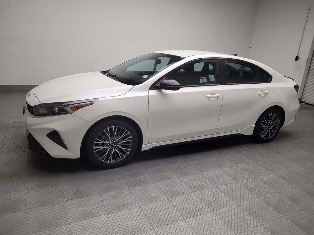 Used 2023 Kia Forte GT-Line FWD image 2