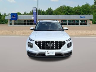 New 2026 Hyundai Venue SEL video 3