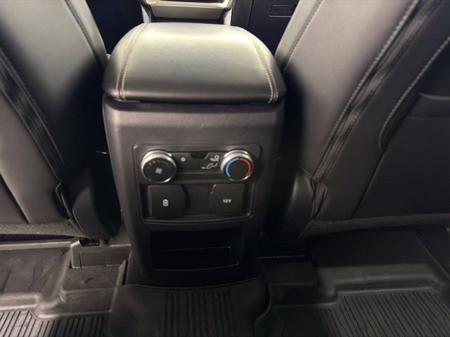 Used 2021 Ford Explorer XLT w/ Equipment Group 202A AWD/4WD image 32