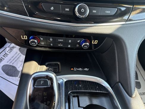 Used 2021 Buick Enclave Avenir w/ Avenir Technology Package image 23