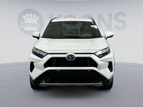 Used 2024 Toyota RAV4 SE image 11