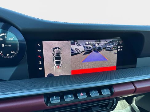 Used 2024 Porsche 911 Targa 4S w/ Premium Package image 25