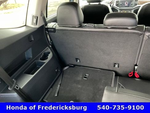 Used 2021 Volkswagen Atlas SE image 24