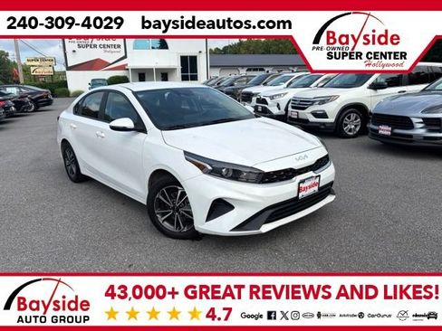 Used 2023 Kia Forte LXS w/ LXS Technology Package FWD image 1