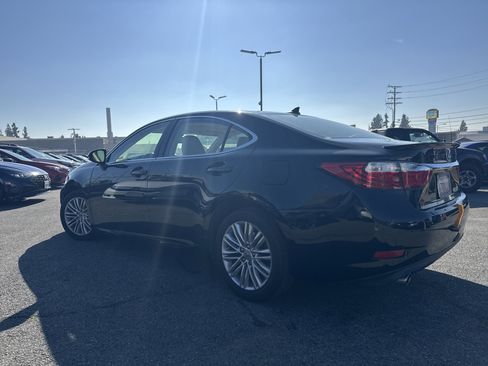 Used 2013 Lexus ES 350 image 3