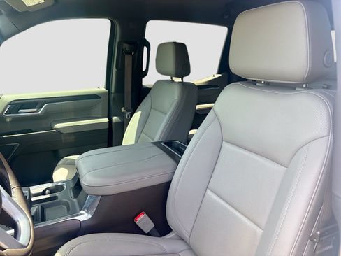 Used 2024 GMC Sierra 1500 SLT w/ SLT Premium Plus Package AWD/4WD image 21
