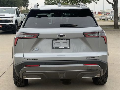 New 2026 Chevrolet Equinox ACTIV w/ Convenience Package III image 5