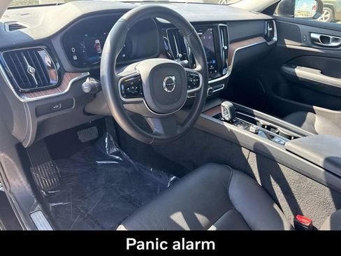 Used 2025 Volvo V60 B5 Cross Country Plus image 26