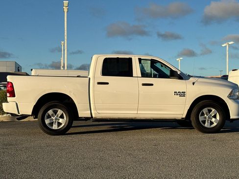 Used 2019 RAM 1500 Express AWD/4WD image 3