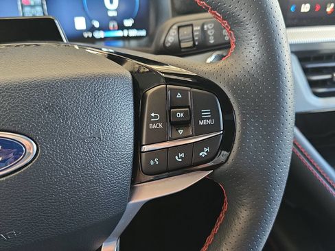 Used 2025 Ford Explorer ST-Line AWD/4WD image 21