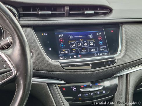 Used 2020 Cadillac XT5 Premium Luxury image 23
