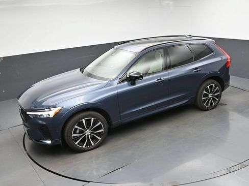 Used 2024 Volvo XC60 B5 Plus w/ Protection Package Premier AWD/4WD image 20
