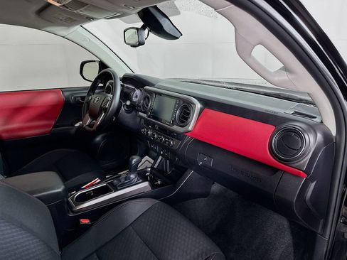 Used 2023 Toyota Tacoma SR5 image 34