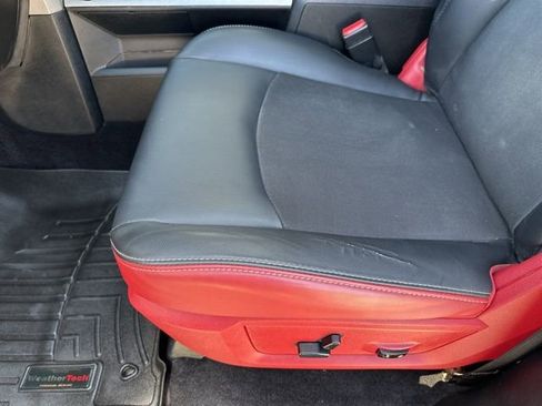 Used 2017 RAM 1500 Rebel w/ Luxury Group image 19