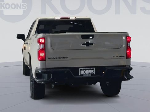 New 2026 Chevrolet Silverado 1500 Custom Trail Boss w/ Dark Appearance Package AWD/4WD image 10