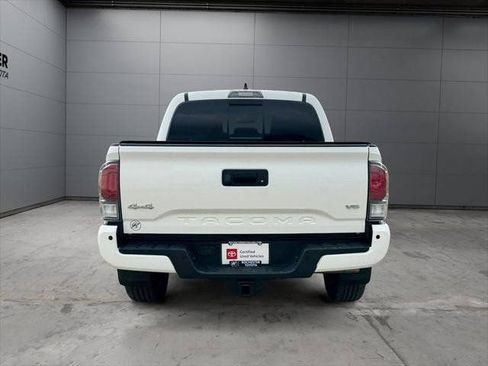 Certified 2022 Toyota Tacoma Limited AWD/4WD image 66