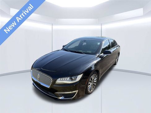 Used 2020 Lincoln MKZ w/ Convenience Package FWD image 1