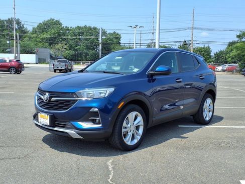 Certified 2023 Buick Encore GX Preferred w/ Cold Weather Comfort Package image 3