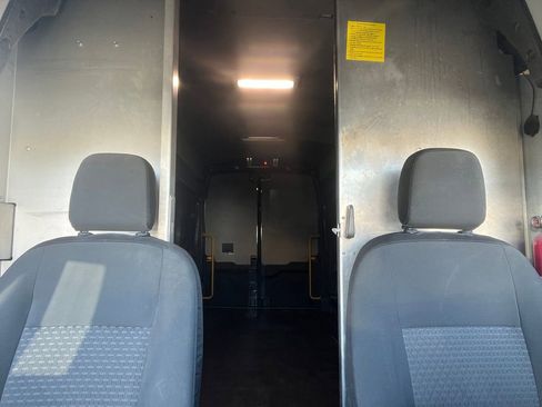 Used 2021 Ford Transit 250 148 High Roof Extended w/ Parcel Delivery Package RWD image 22