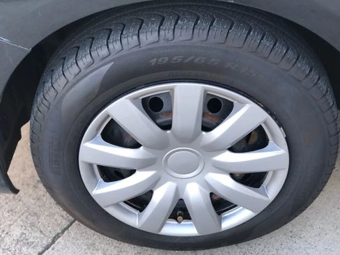 Used 2013 Toyota Corolla L image 22