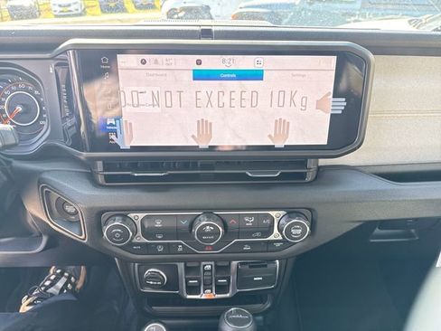 New 2026 Jeep Gladiator Sport image 22