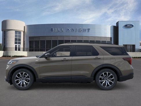 New 2026 Ford Explorer ST-Line w/ Premium Package RWD image 27