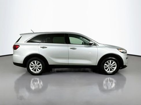 Used 2020 Kia Sorento FWD V6 image 8
