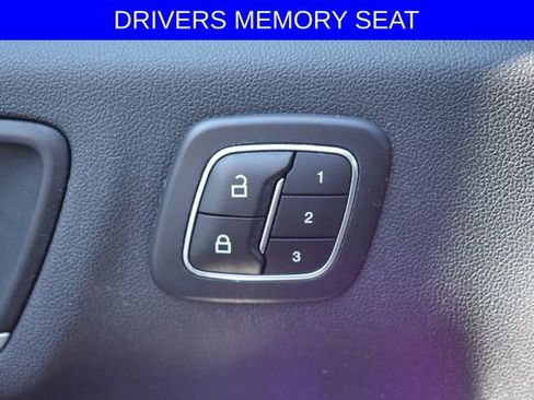 Used 2023 Ford Escape Platinum AWD/4WD image 5