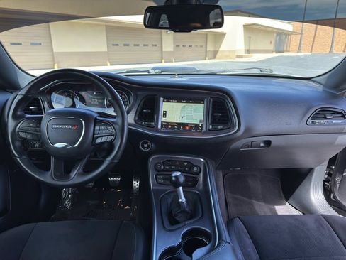 Used 2018 Dodge Challenger R/T Scat Pack RWD image 15