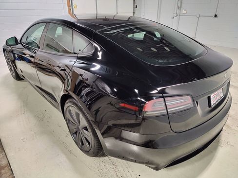 Used 2022 Tesla Model S image 22