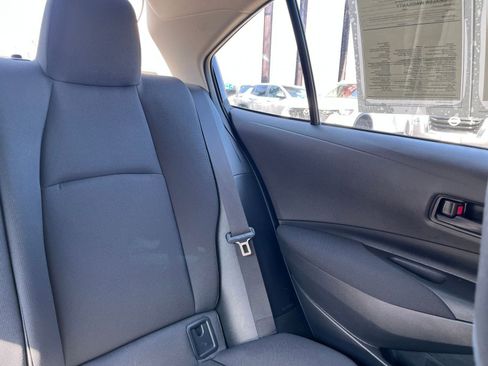 Used 2025 Toyota Corolla LE image 35