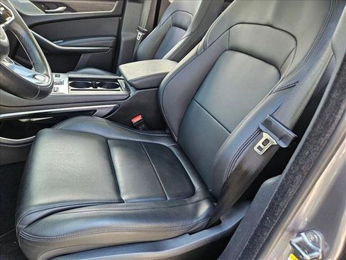 Used 2021 Jaguar F-PACE image 14