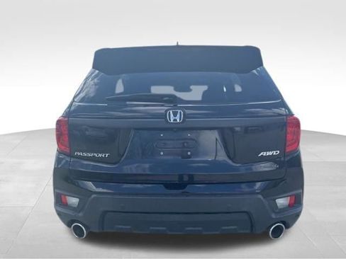 Used 2023 Honda Passport EX-L image 4